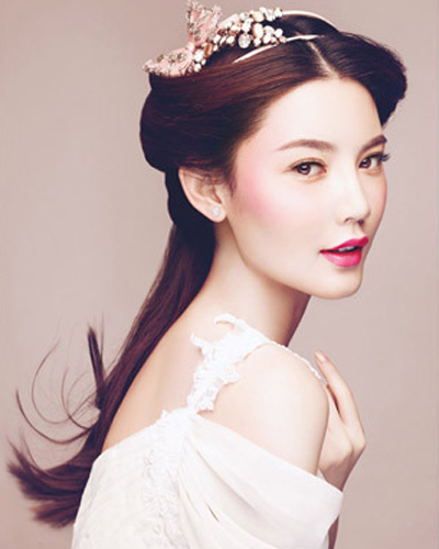 2015最唯美新娘韩式发型图片1