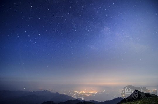 寻找夜空中最亮的星——郊区星空拍摄技巧3