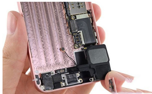 iphone se拆解(拆机)评测 iPhone se拆机图解详细过程解析(真机反正面拆解)19
