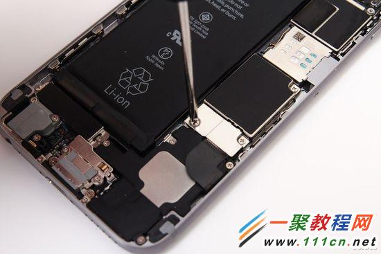 iPhone6 plus怎么更换电池 iPhone6 plus换电池图文教程9