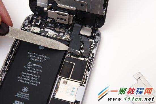 iPhone6 plus怎么更换电池 iPhone6 plus换电池图文教程8