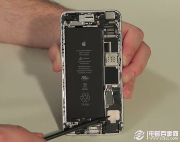 iPhone6与iPhone6 Plus内部拆解对比3