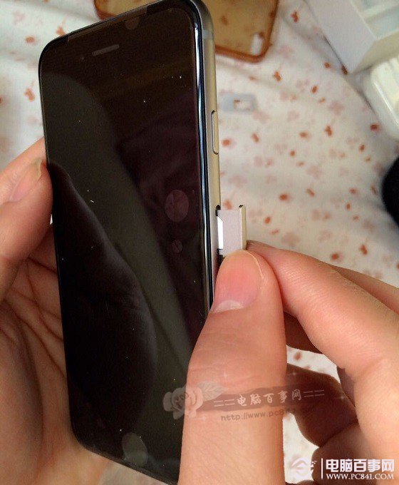 iPhone6怎么打开卡槽4