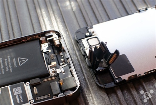 iPhone 5s屏幕组件拆装教程6