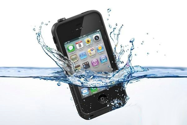 iphone手机掉水里要怎么处理？1