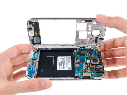 三星Galaxy S4 I9500拆机步骤教程7