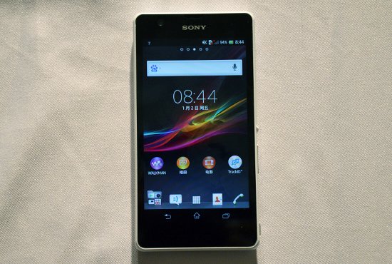 索尼Xperia ZR上手体验1