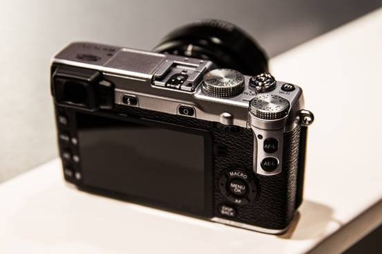 富士X-E2/XQ1相机3