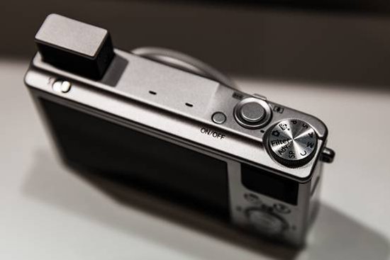 富士X-E2/XQ1相机5
