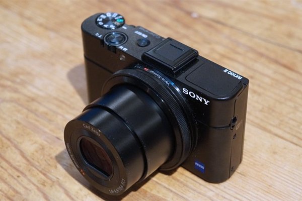 索尼RX100II/RX1R第二代黑卡相机发布2