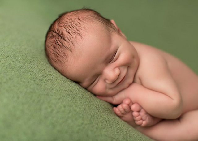 如何让熟睡的婴儿微笑4