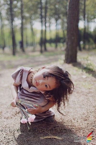 如何在户外拍摄活泼幼儿2