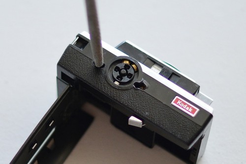 美工课时间到啦25：DIY旧相机改装成iPhone充电插座6