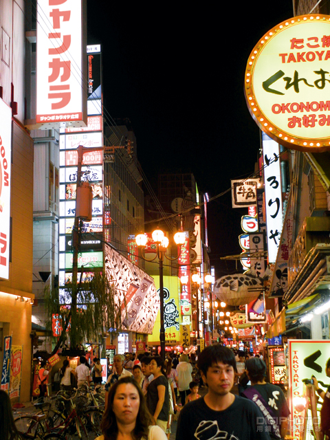 灯火通明的城市夜景游拍技巧2