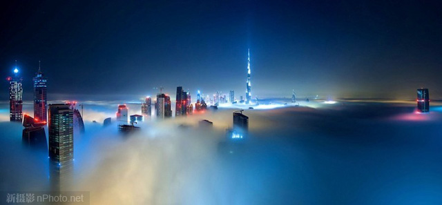 作品赏析：云之城 浓雾中的迪拜9