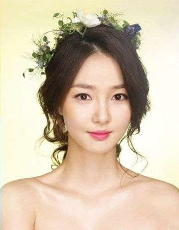 2014韩式新娘妆发型设计小窍门2