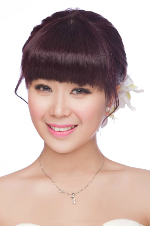 2014齐刘海新娘发型4