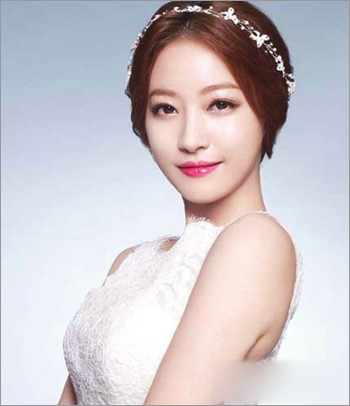 唯美浪漫韩式新娘发型5