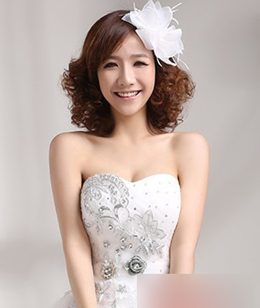 端庄典雅最新韩式新娘发型8