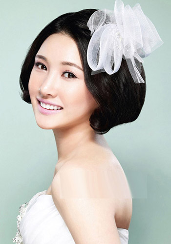 韩式浪漫新娘发型3