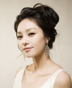 超有范的韩式新娘发型2