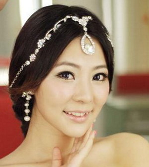 韩式新娘妆发型打造永远闪耀的你4