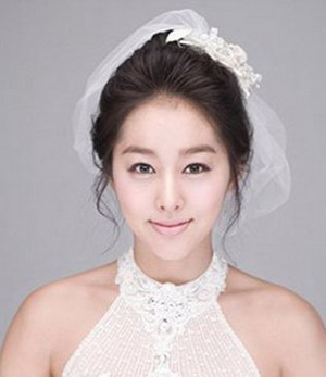超有范的韩式新娘发型3