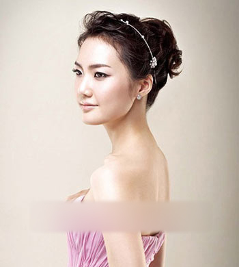 2013最新韩国时尚优雅新娘发型3