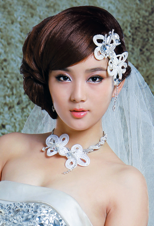 刘海演绎的风格美新娘4