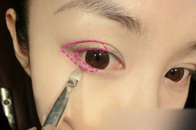 清新大眼妆的画法教程5