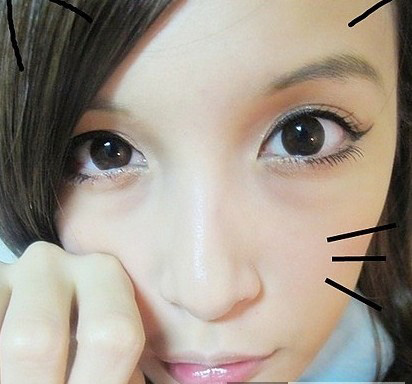 猫眼妆的画法1