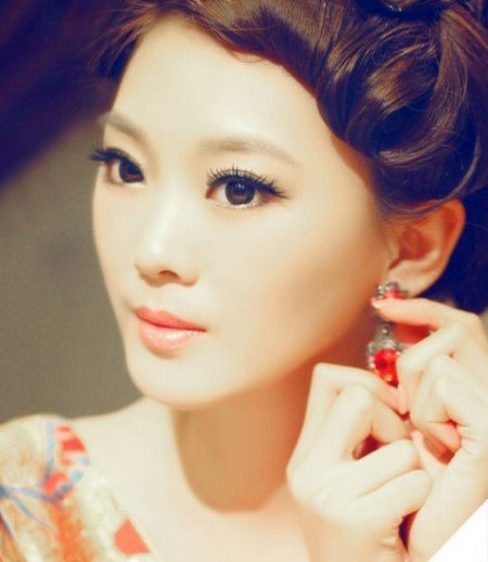 2013复古奢华新娘妆美艳袭来2
