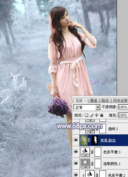 Photoshop打造梦幻的淡蓝色树林美女图片26