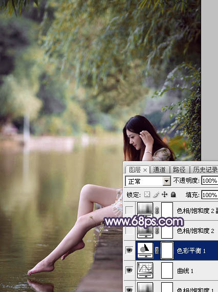 Photoshop给池塘边的美女加上唯美的暗调蓝紫色9