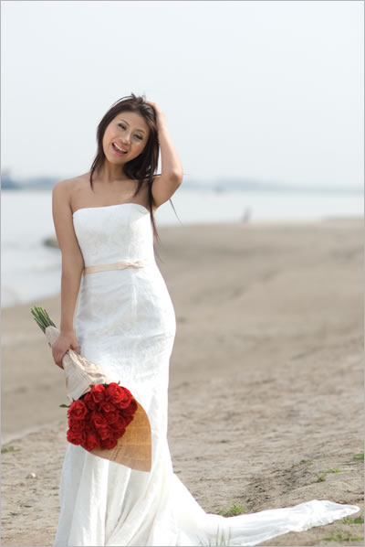 Photoshop给外景婚纱照调色和添加云朵美化处理2