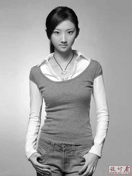 Photoshop给黑白美女照片上色1