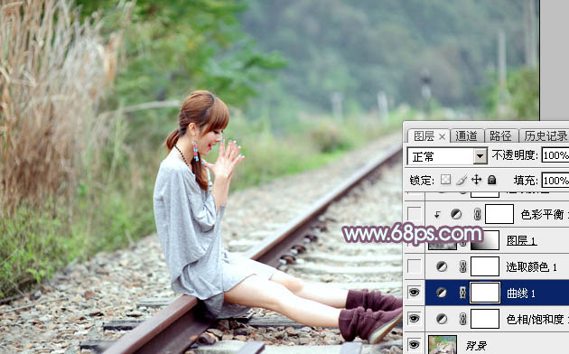 Photoshop给铁轨上的美女加上甜美的韩系青蓝色10