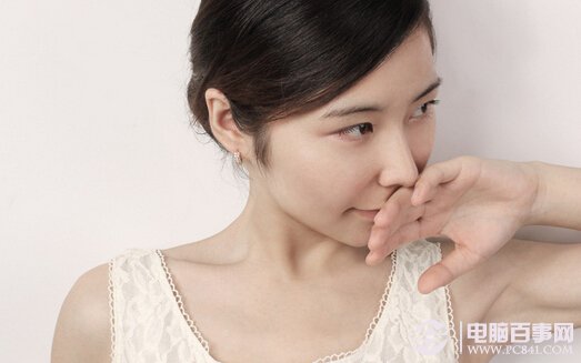 Photoshop打造淡紫色的室内女生头像照片2
