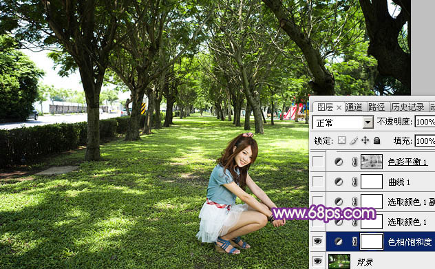 Photoshop给公园草木中的人物调出淡美的黄紫色4