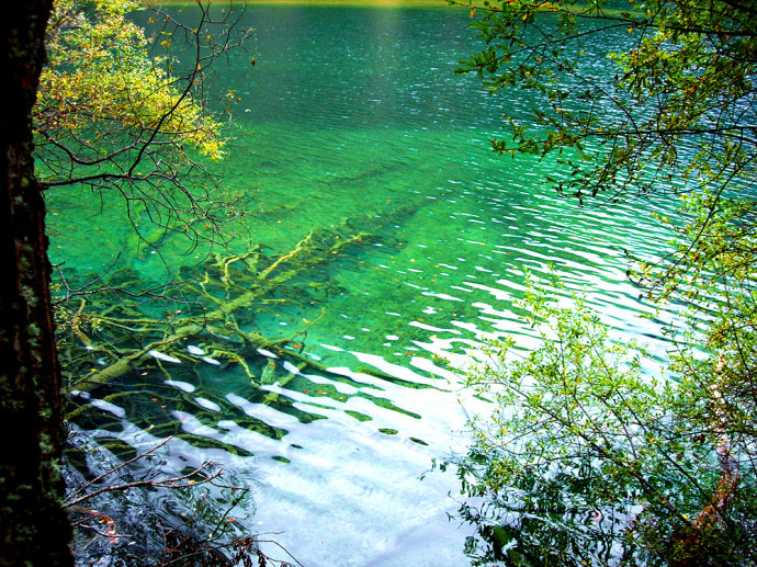 Photoshop调出水面风景照片清澈通透的颜色2