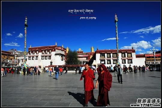 PhotoShop为风景照片天空调出西藏蓝色调1