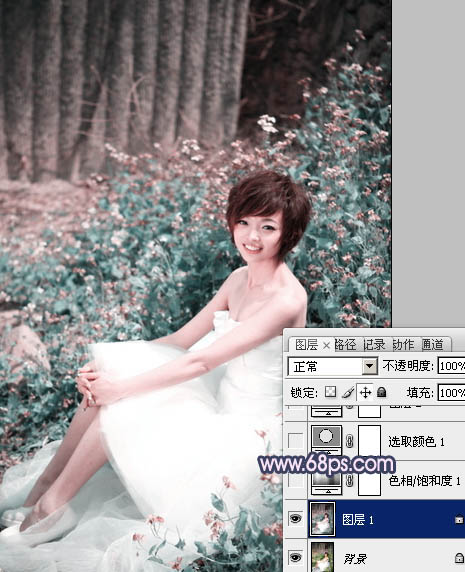 Photoshop调出外景人物照片柔和的古典暗调青紫色3