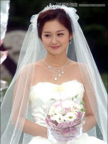 Photoshop使用通道抠出透明婚纱的新娘1