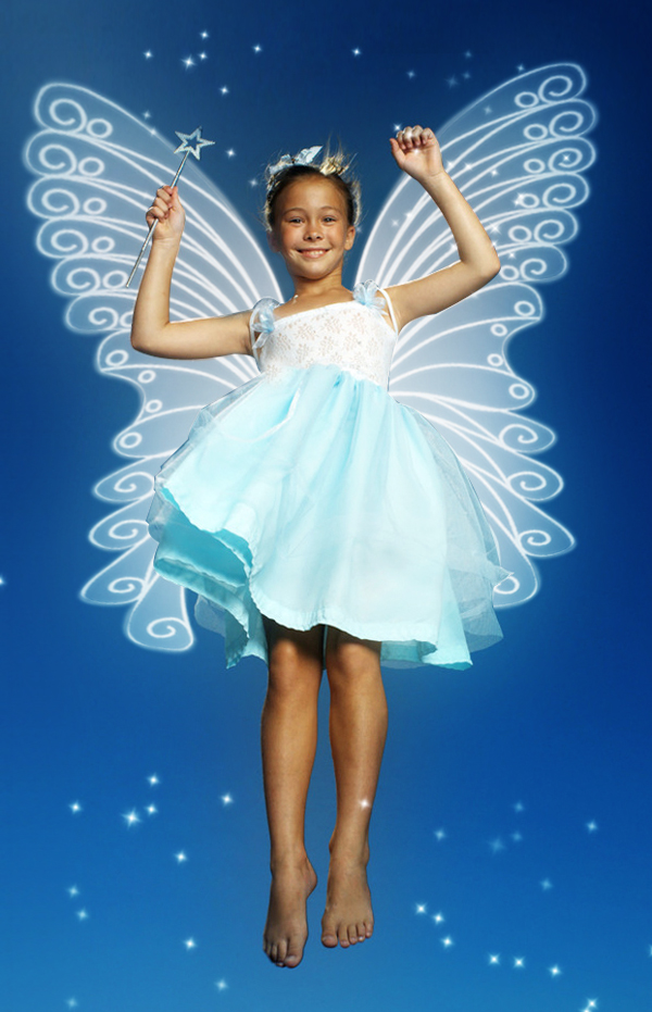 Photoshop给小女孩加上梦幻的天使翅膀1