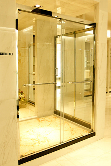 玻璃自爆怎么办 如何正确选购安装浴室玻璃11