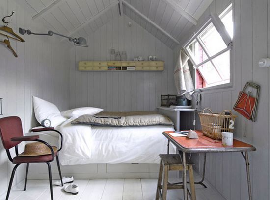 16个最节省空间的小户型卧室装修15