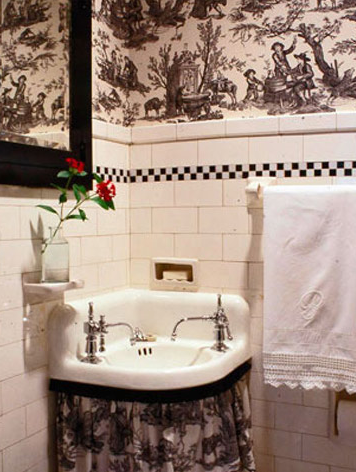 打造浪漫浴室的10种卫浴间壁纸6