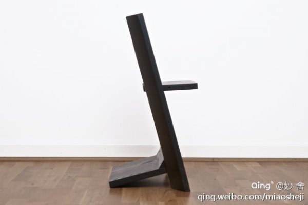 台湾设计师Minhan LIN的作品-SEMI chair2