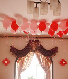 2013婚房气球布置3