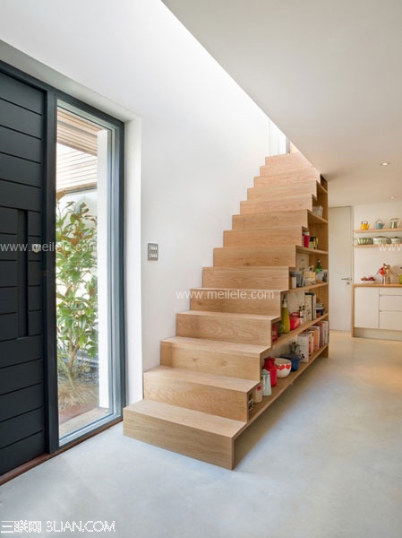 小小楼梯大有用处：变身收纳空间4